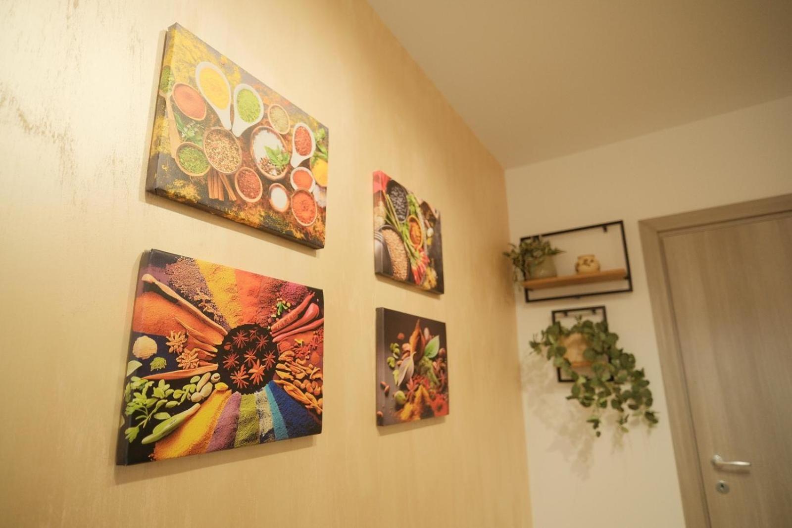 Green Studio Targu Neamt Ngoại thất bức ảnh